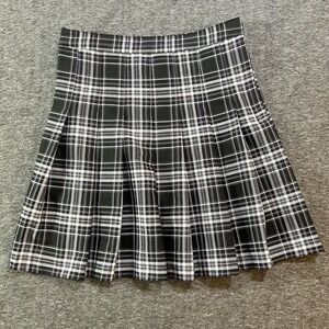 H&M Mini Skirt Women's XS Plaid Pleated Preppy Coquette High Waist
